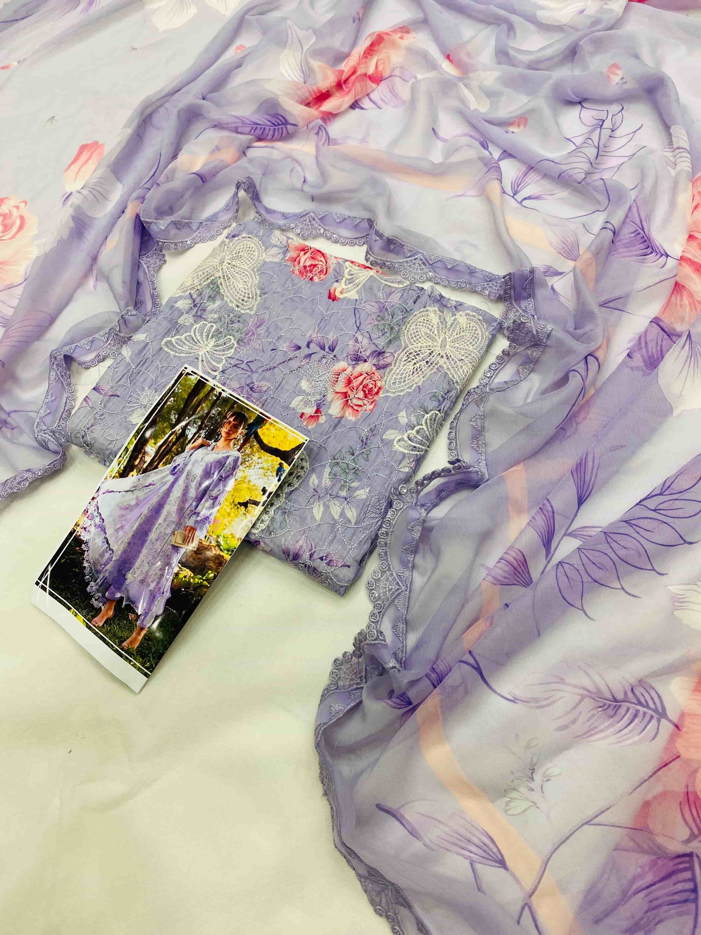MB LILAC BUTTERFLY LUXURY LAWN