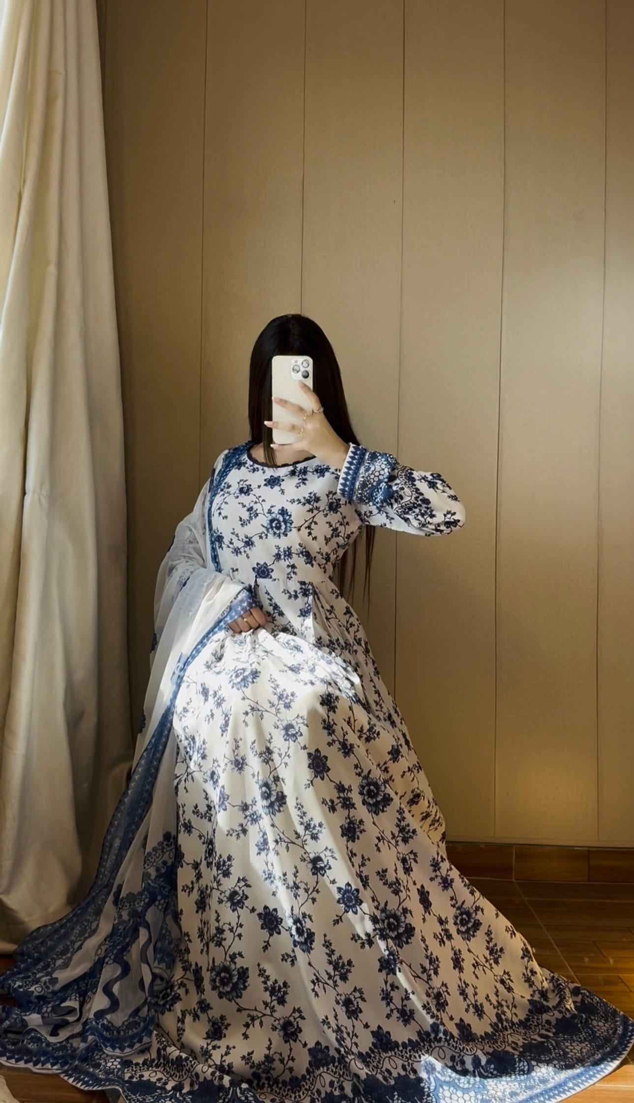FAIZA SAQLAIN SWISS LAWN MAKSI (UNSTITCHED)
