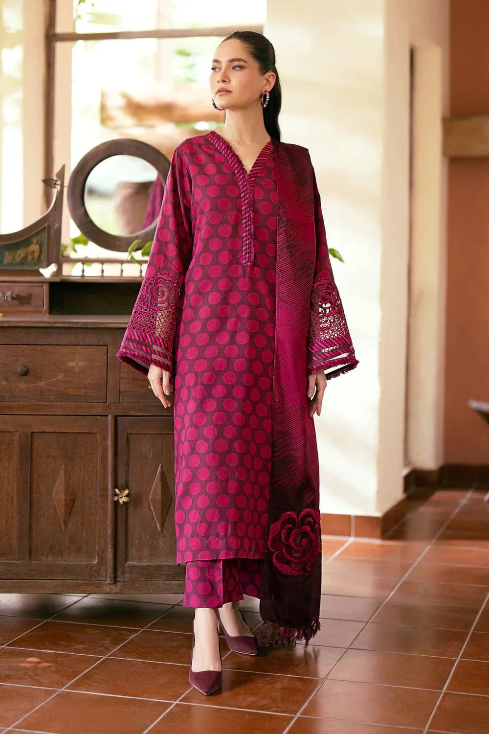 BAROQUE MAHROON PINK DIGITAL LAWN - SR FABRICS
