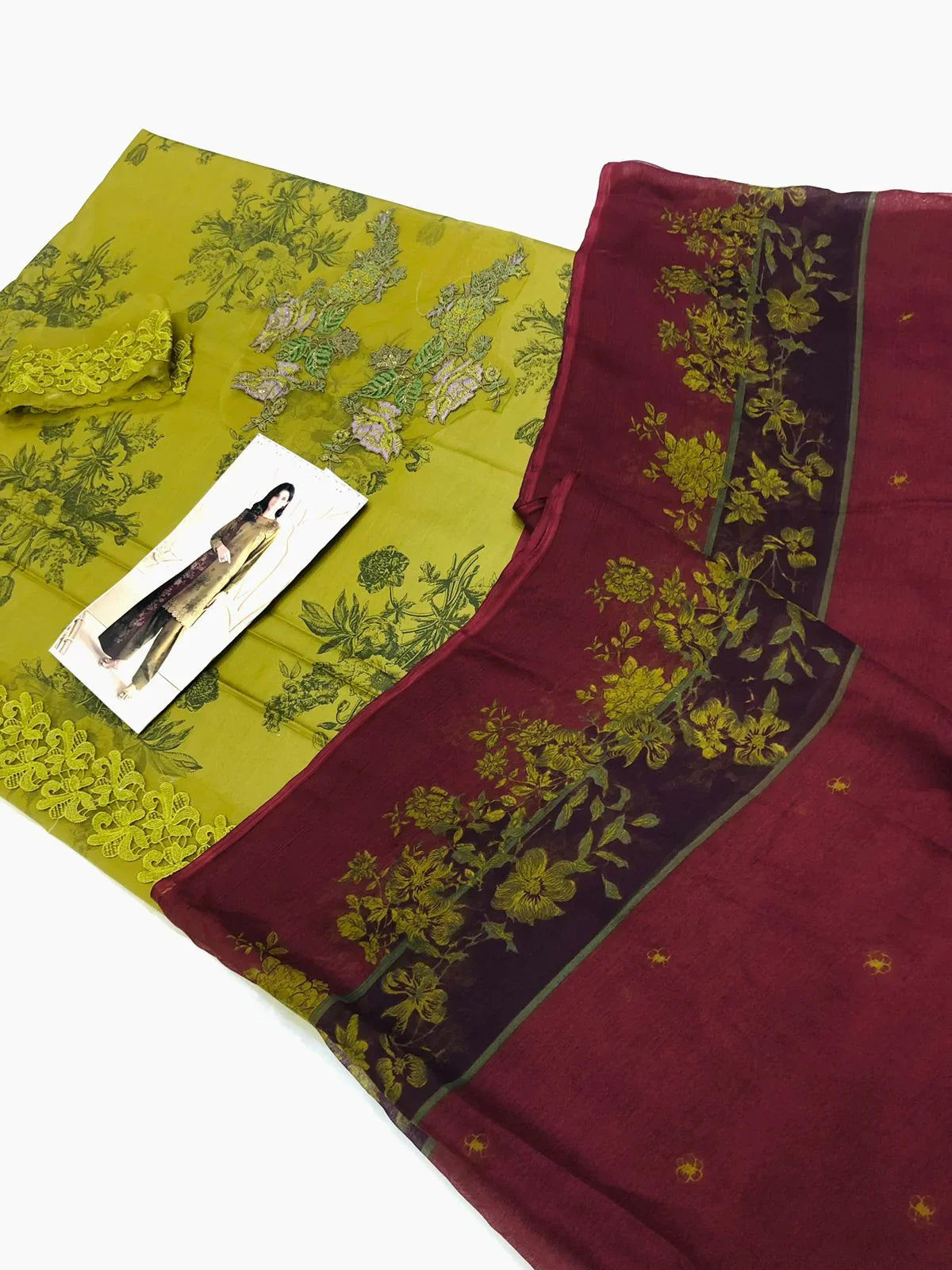 IZNIK DHANI MAHROON DIGITAL LAWN - SR FABRICS