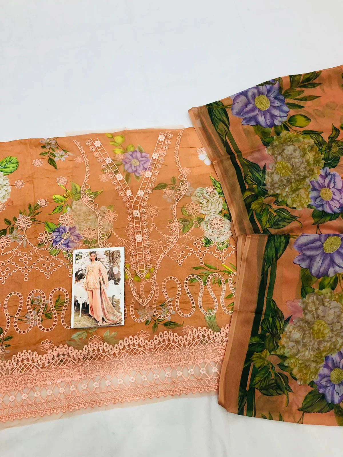 MB D - PEACH CHICKEN KARI LAWN - SR FABRICS