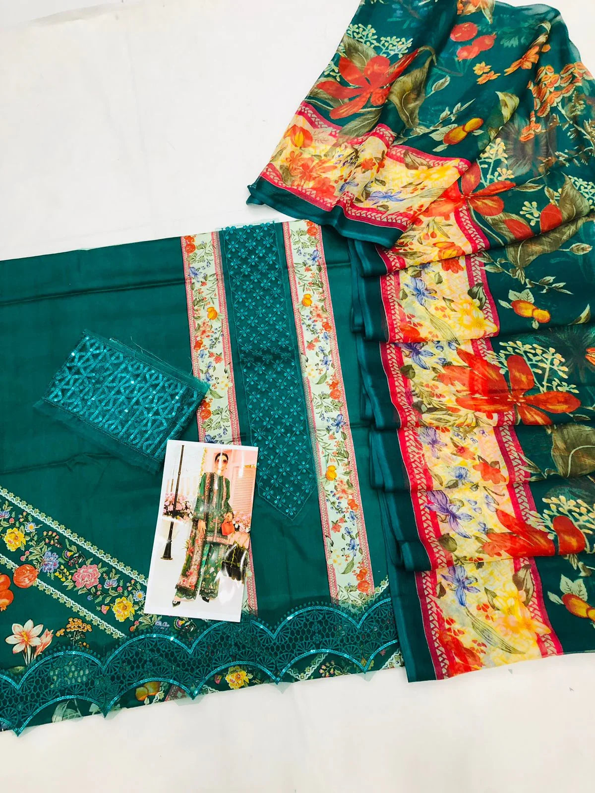 MB F - GREEN DIGITAL LAWN - SR FABRICS