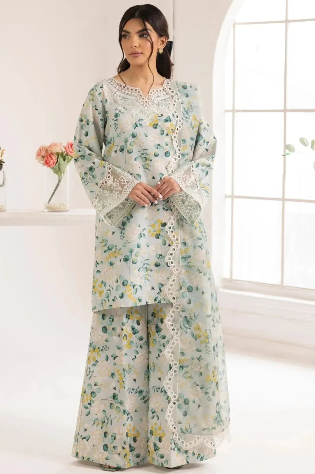 MOGHANI LAWN - SR FABRICS