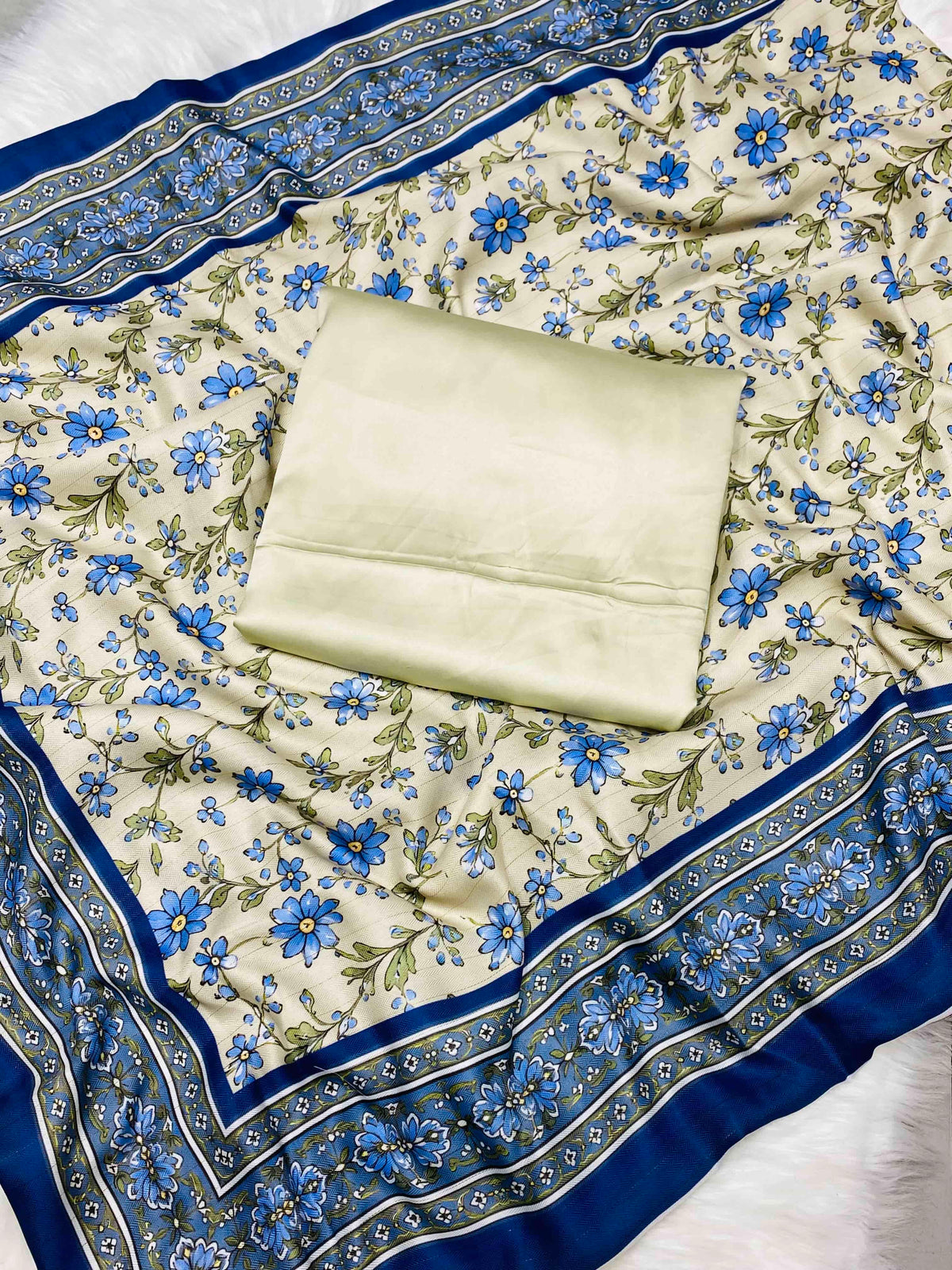 CHINA SILK WITH HERRINGBONE SHAWL FLOWERS