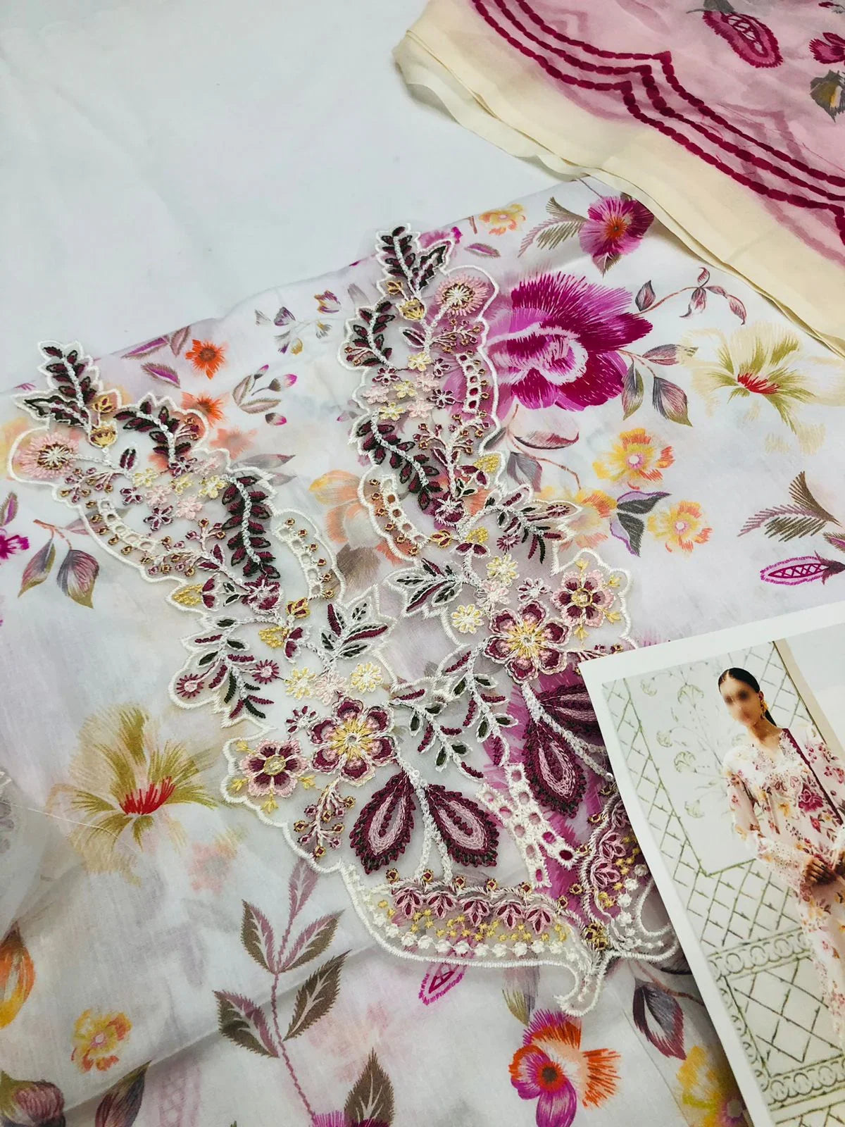 RAMSHA OFF - WHITE DIGITAL LAWN - SR FABRICS