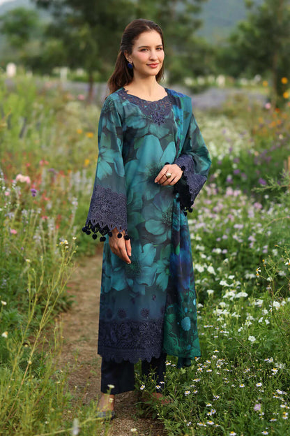 BAROQUE AQUA BLUE LAWN