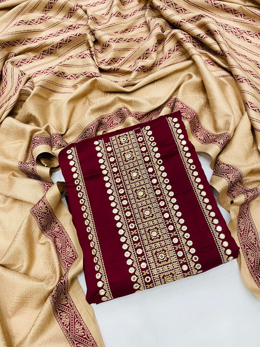 MARINA MAHROON WITH GOLDEN SHAWL