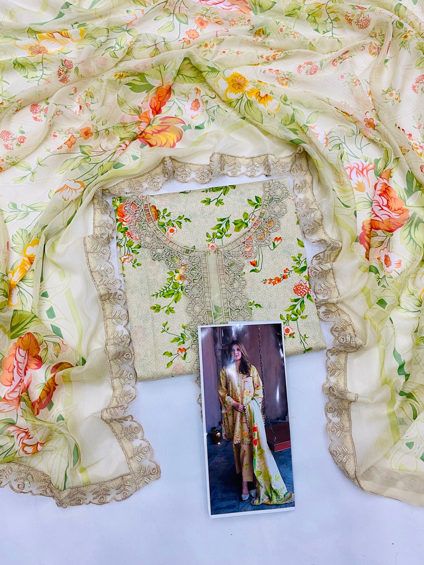ANEELA SKIN MULTI DIGITAL LAWN