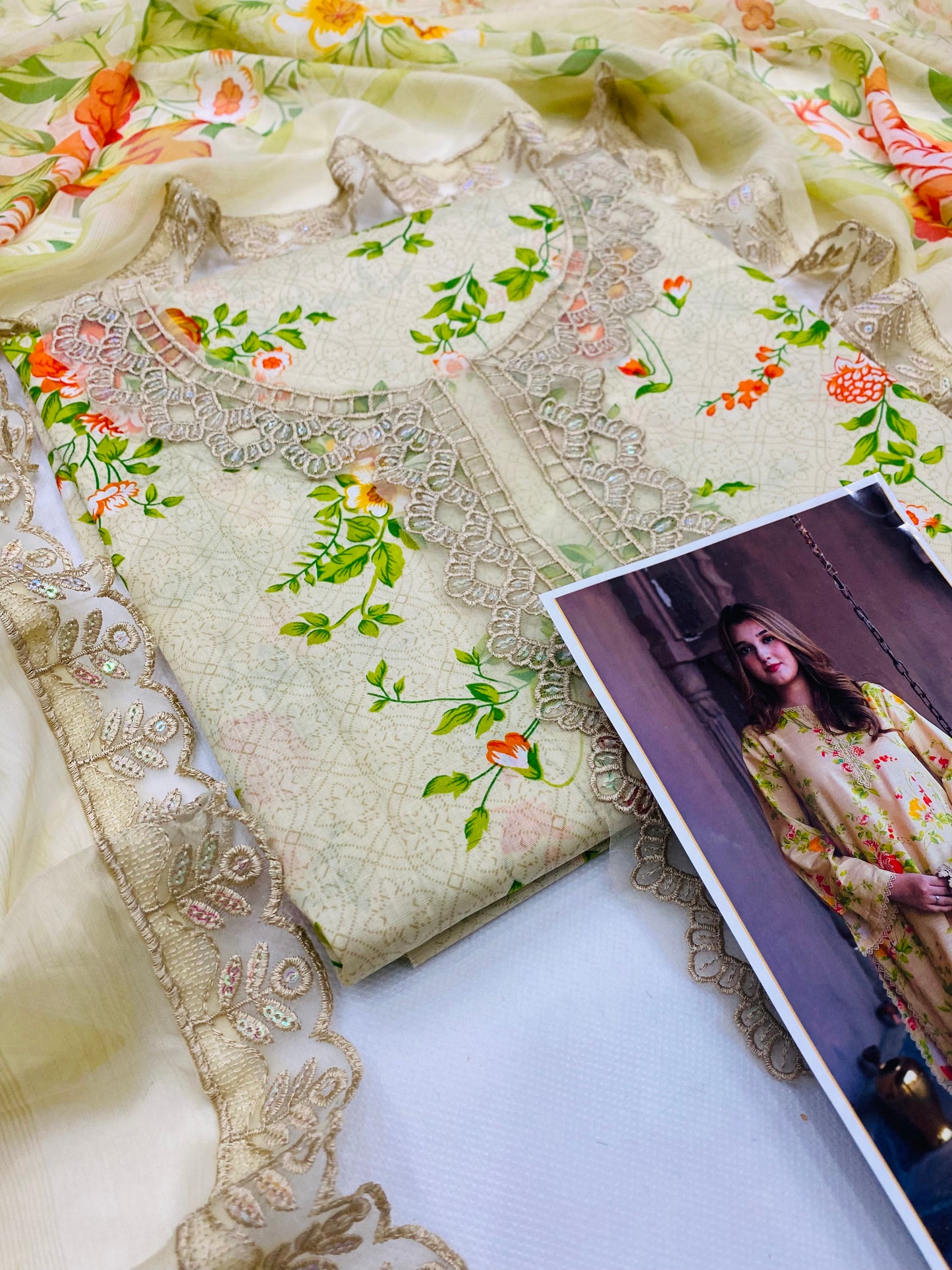 ANEELA SKIN MULTI DIGITAL LAWN
