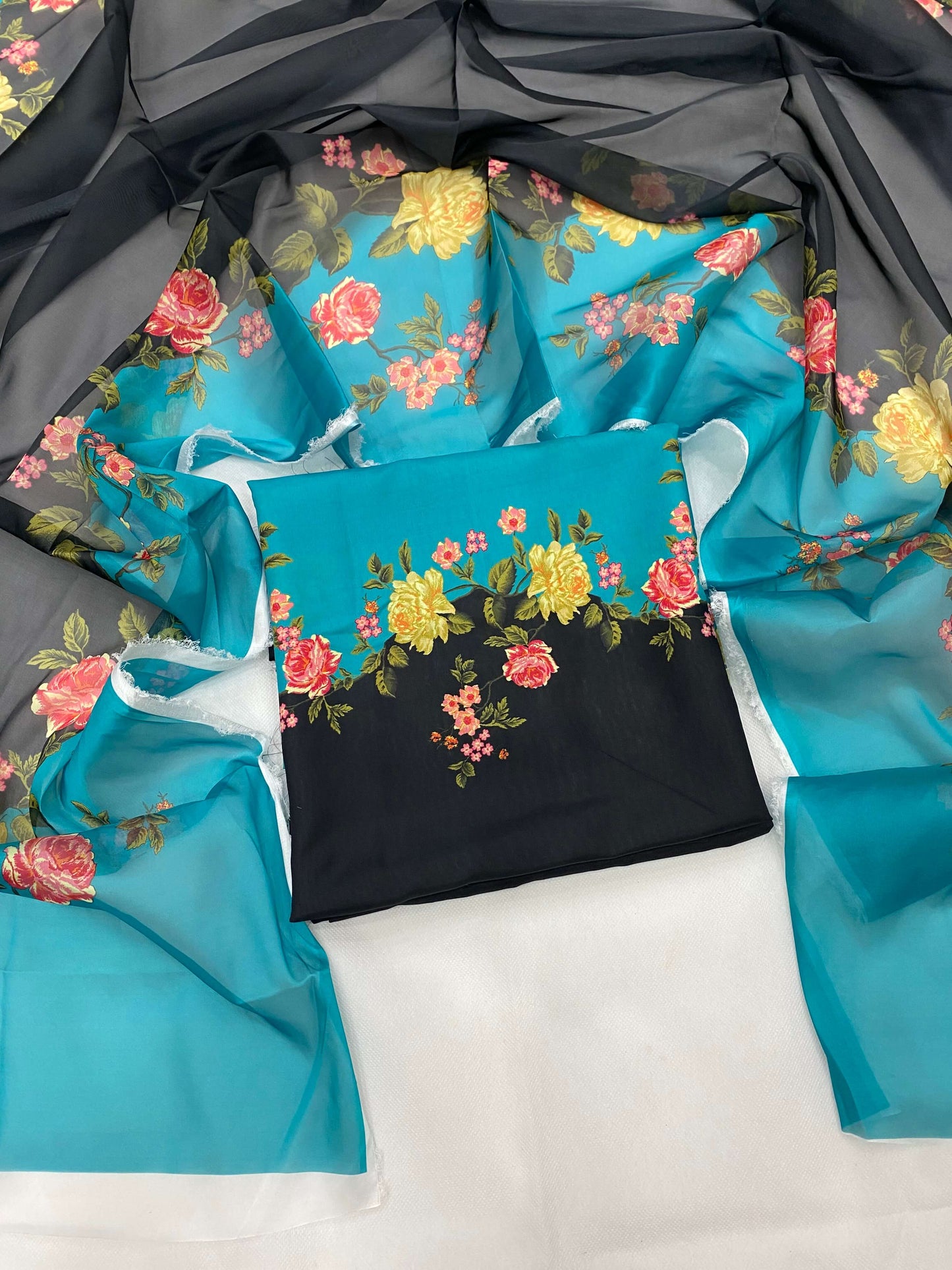 SWISS LAWN SEA GREEN BLACK