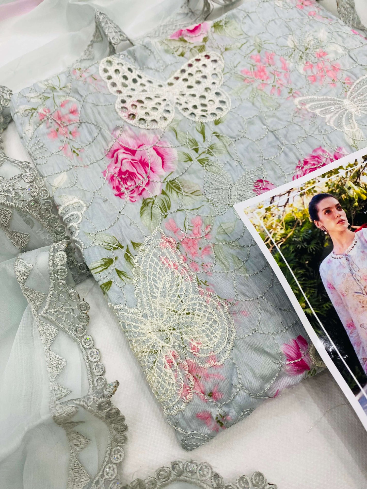 MB GREY BUTTERFLY LUXURY LAWN