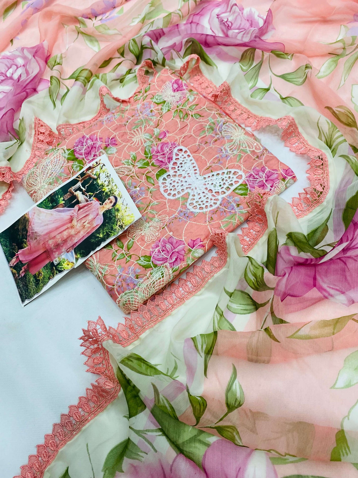 MB PINK BUTTERFLY LUXURY LAWN