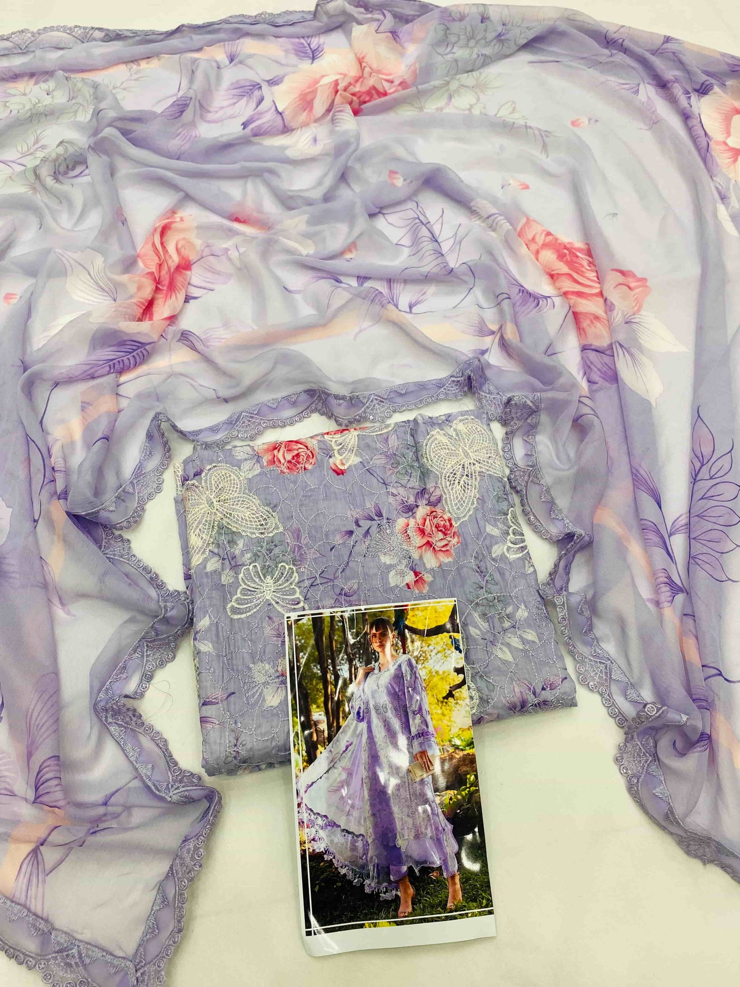 MB LILAC BUTTERFLY LUXURY LAWN