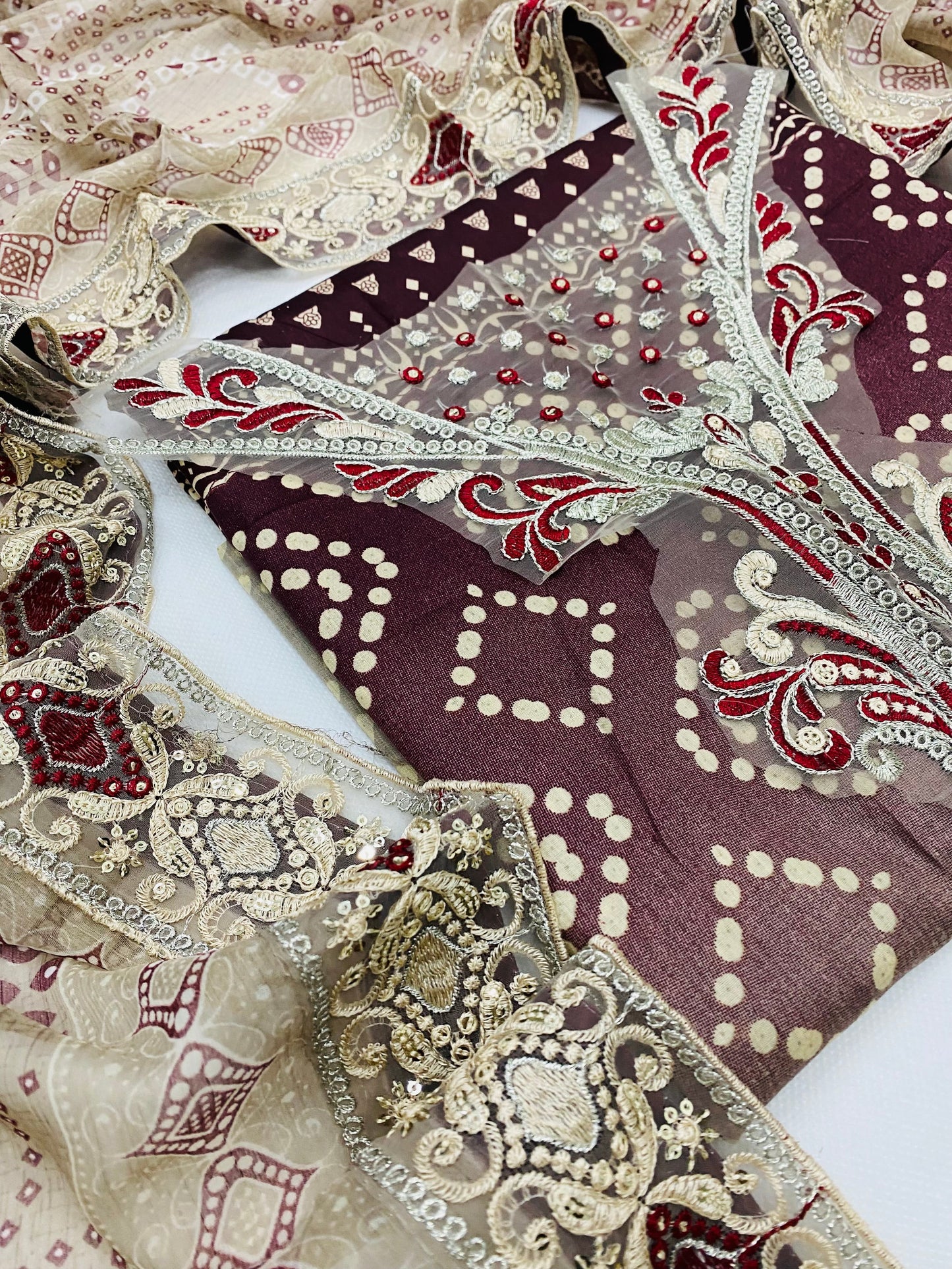 NUREH BEIGE PURPLE CHUNRI LAWN