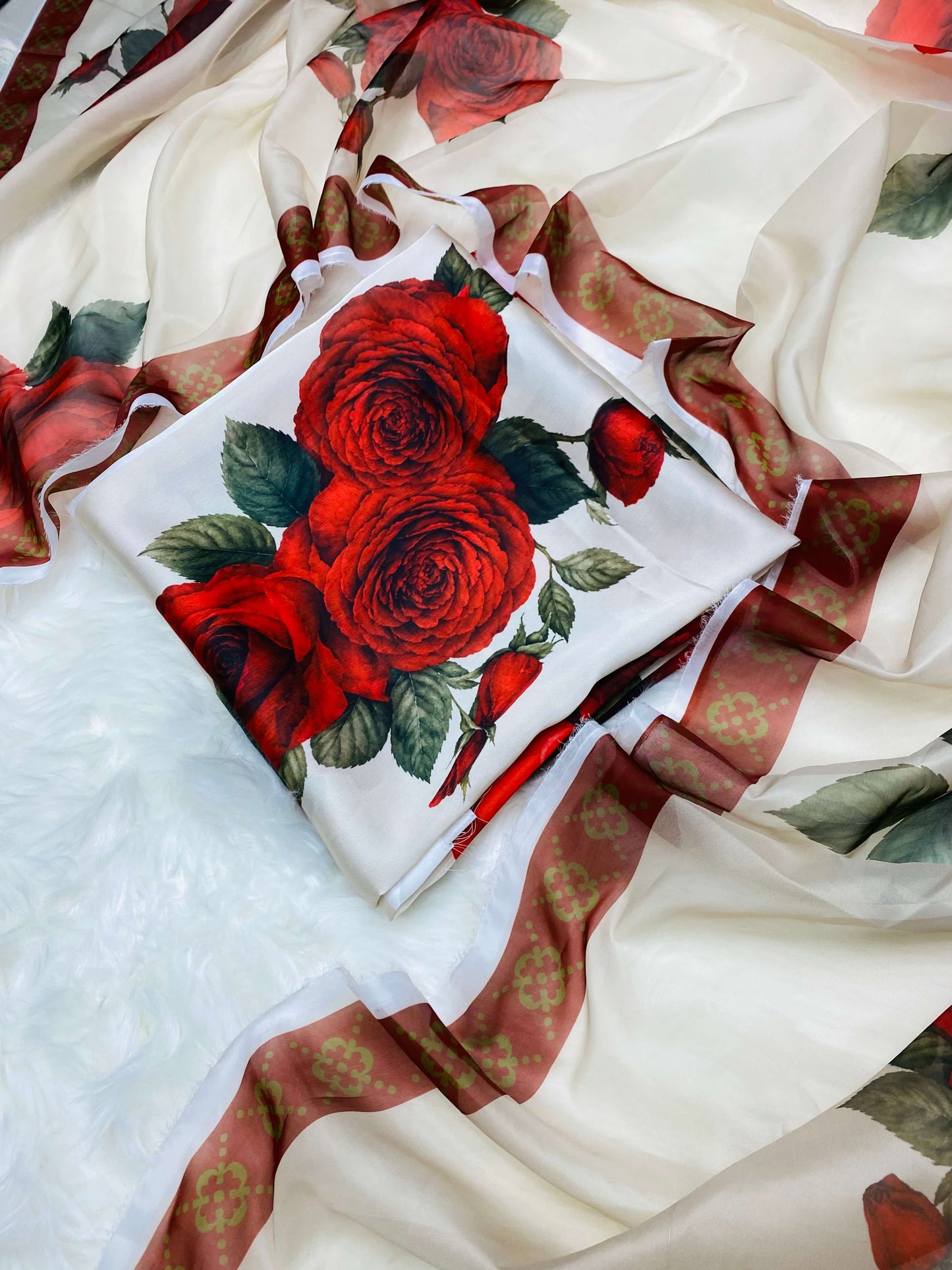CHINA SILK SKIN RED GULAB