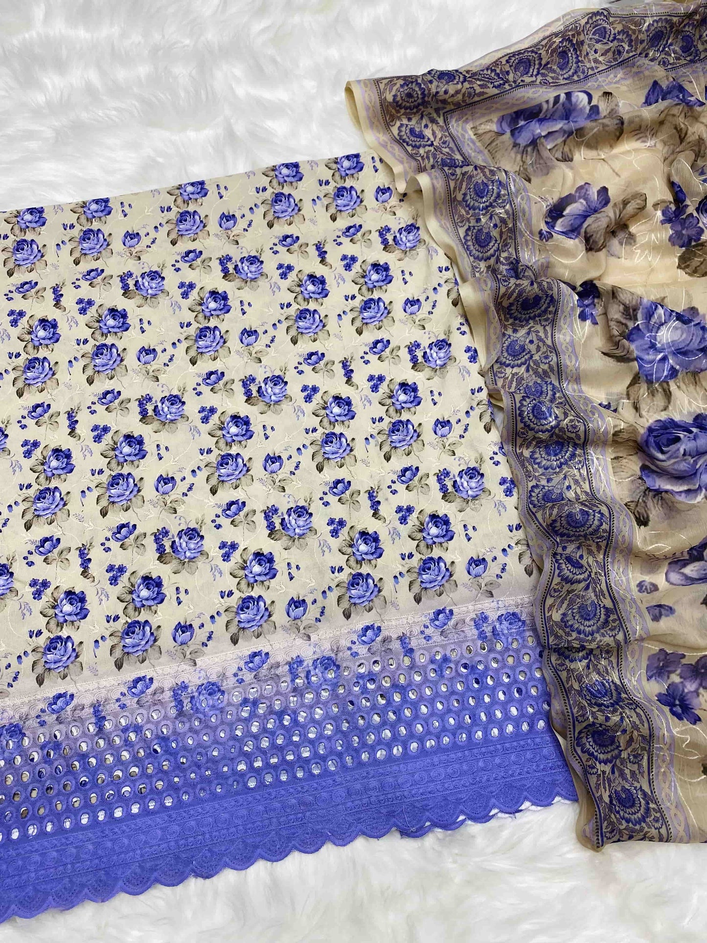 BANA DORA BEIGE PURPLE CHCIKEN KARI LAWN