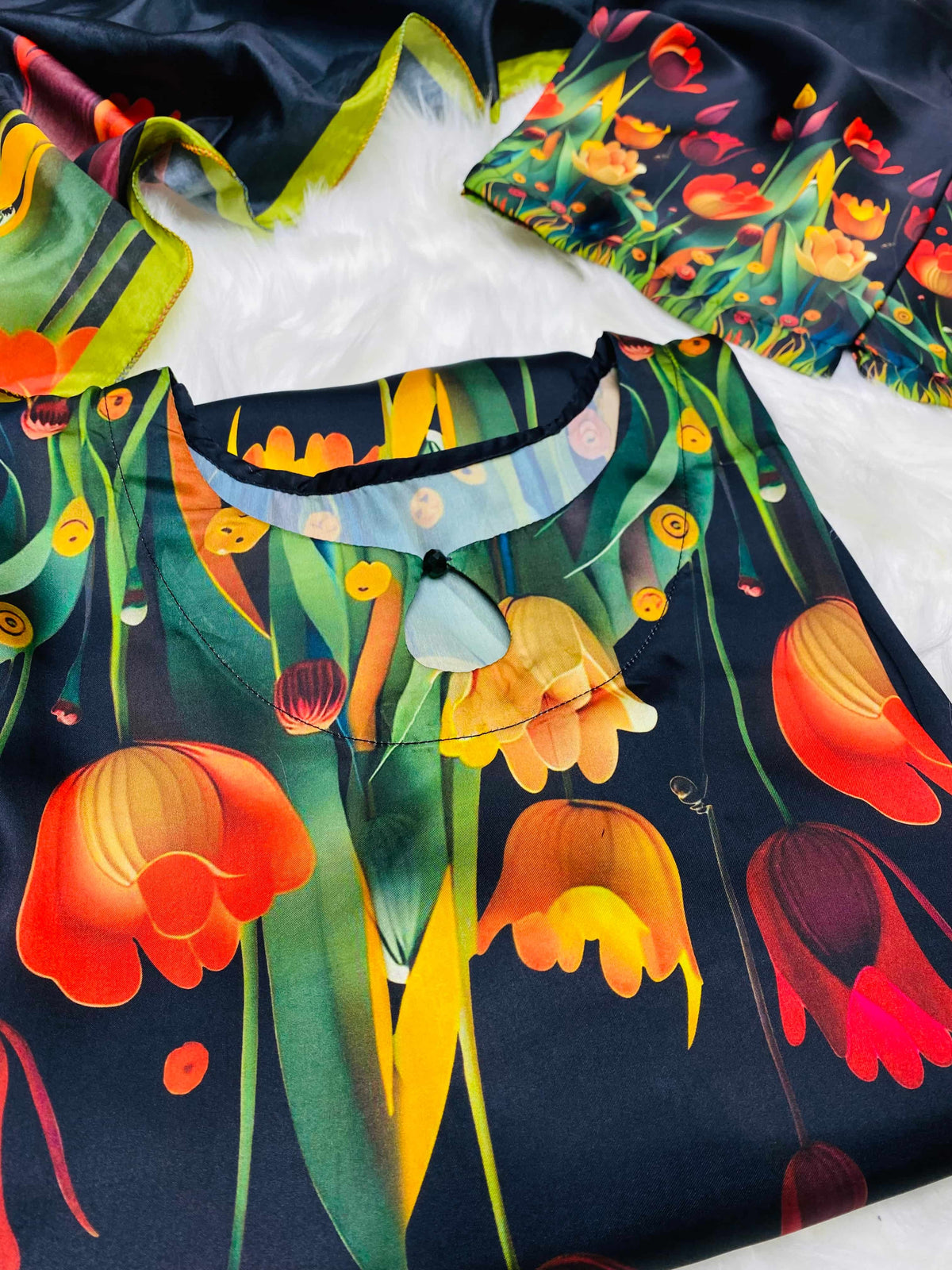 CHINA SILK 3D BLACK (STITCHED)