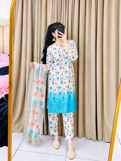 BANA DORA AQUA CHCIKEN KARI LAWN