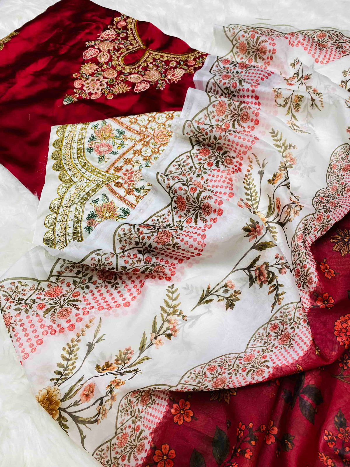 ETHNIC SHORT SILK MAHROON GOLDEN