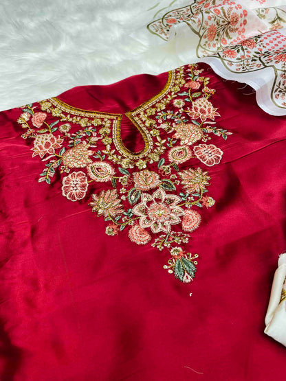 ETHNIC SHORT SILK MAHROON GOLDEN