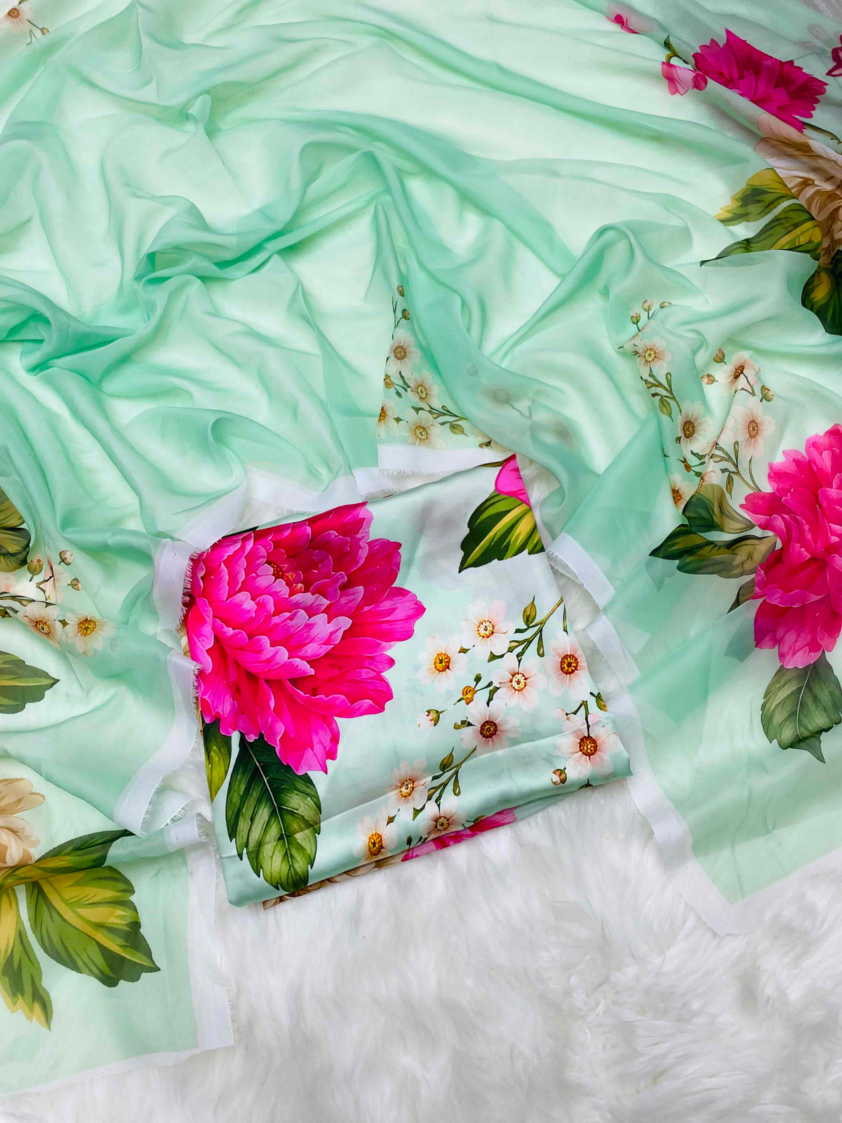 ROSE ICE GREEN FLOWERS SILK