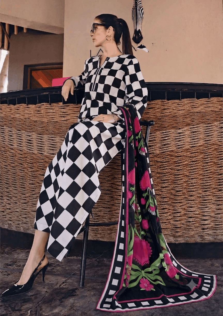 MB BLACK CHESS PRINTED LAWN